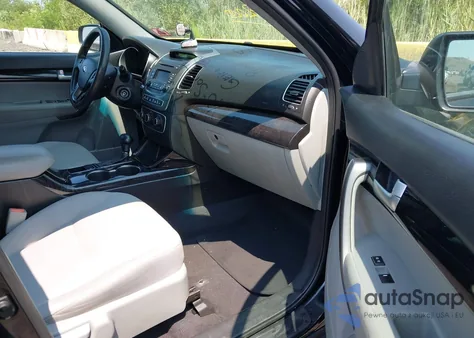 2015 Kia Sorento Lx V6 из США, поврежденный, VIN 5XYKTDA73FG646767